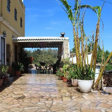 Rural Masia Valldeperez Apartment *